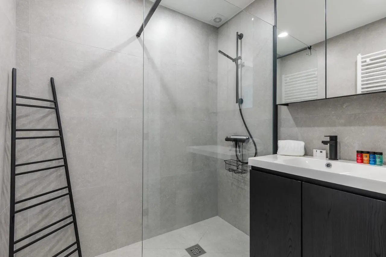 Recently Renovated, Luxury Apartment Near The Beach Ostend